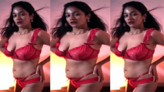 Hot Lavanya Manickam Bikini Tease Wet Pussy Hint
